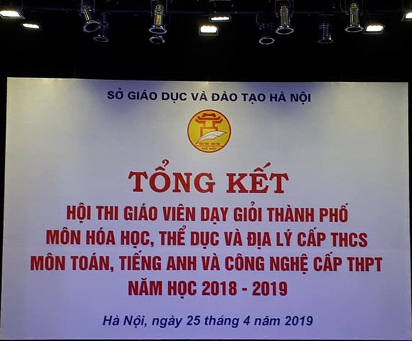 Giáo viên thứ 20 đạt giải thi GVDG Thành phố trong vòng 20 năm thành lập trường THPT Trung Giã